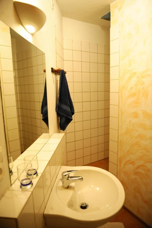 Chambres D'Hotes Le Chintre Queyssel Habitación foto